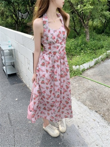 First Love Long Skirt Retro Gentle Style Suspender Skirt Floral Dress Female Summer Design Niche Sexy Dress