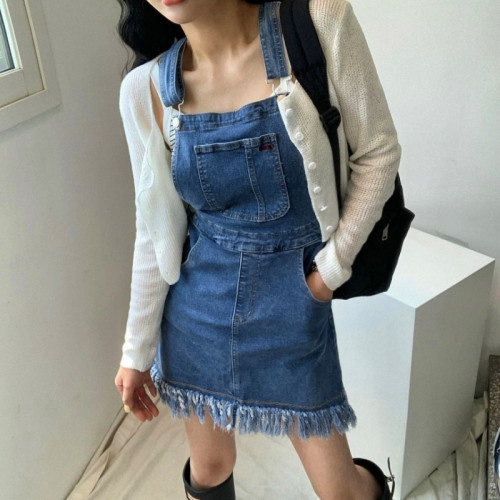 Trendy mustache raw edge slim fit mini denim suspender skirt