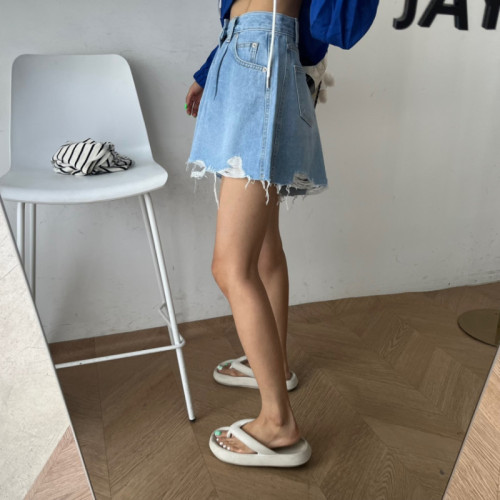 Pleated wide-leg raw edge brushed summer two-tone washed denim shorts