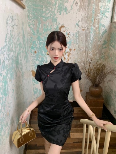 Actual shot ~ Chinese style new Chinese style dress for women Xia Xuelan jacquard temperament stand collar cheongsam short sleeve skirt