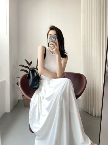 French white vest dress sleeveless temperament dress women 2024 summer design long skirt waist slimming skirt