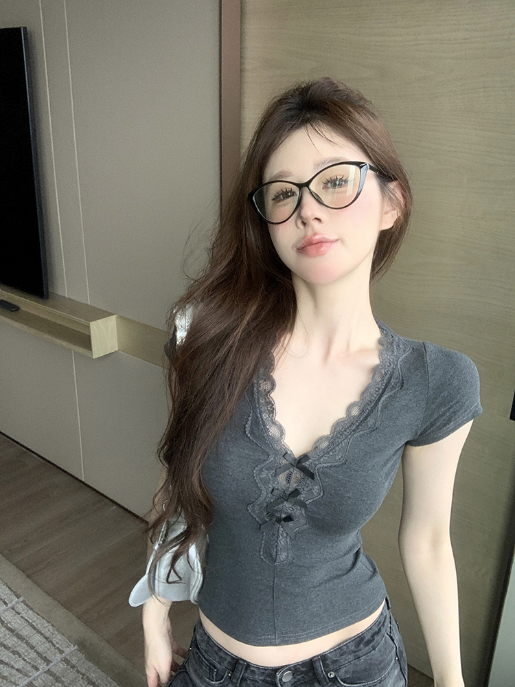 實拍 V領蕾絲拼接短袖T恤女夏天小眾設計小上衣