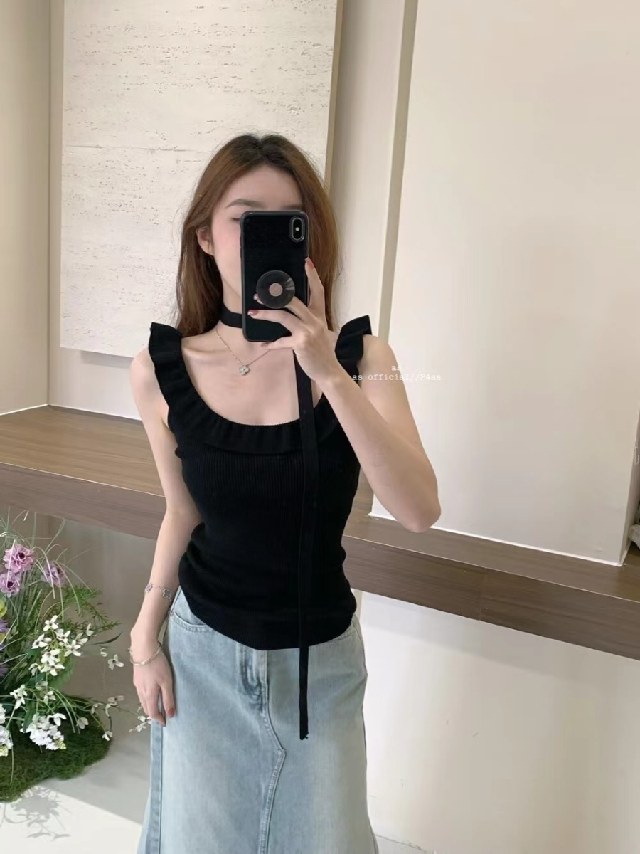 Sweet, playful, fashionable, ruffled suspender knitted top for women in summer with tie, niche sleeveless top