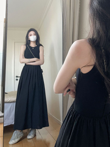 French white vest dress sleeveless temperament dress women 2024 summer design long skirt waist slimming skirt