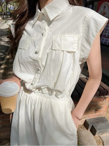 Original Korean chic short sleeveless shirt + half-length skirt suit for women