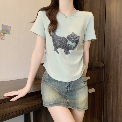 Plus size women's new gray cat fashion pleated short-sleeved top