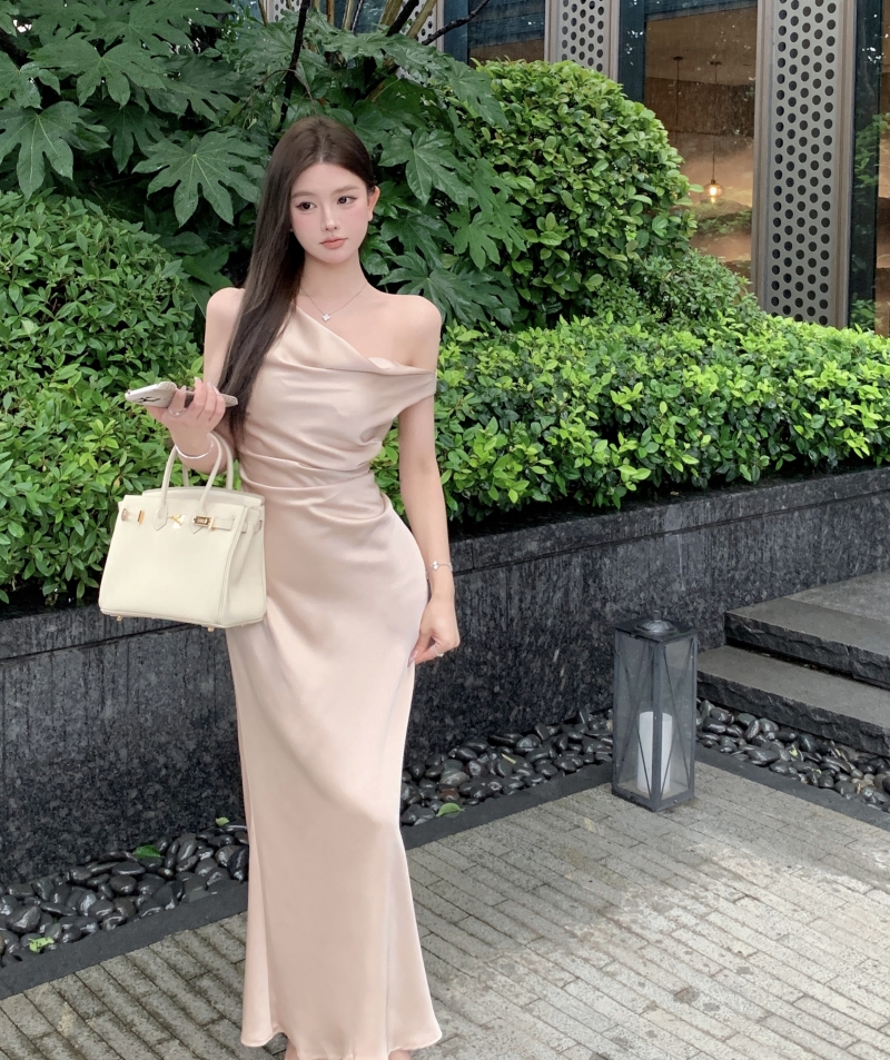 實拍 比佛利嬌妻 盪領斜肩連衣裙法式氣質女三色收腰魚尾裙