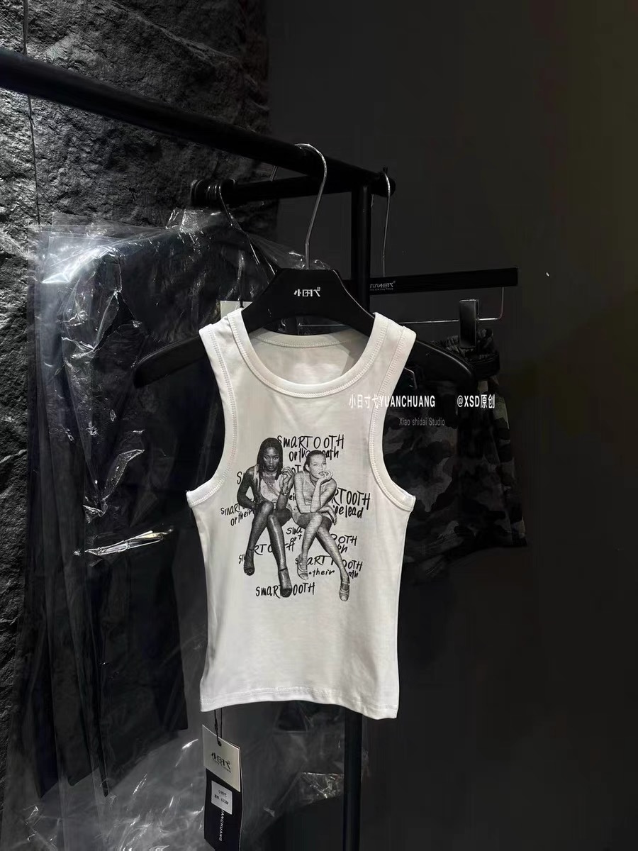 2024 summer new style European and American style head letter printed stretch slim vest for women
