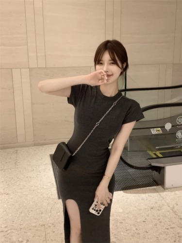 Hot girl short-sleeved T-shirt dress women's summer 2024 new black slit sexy over-the-knee mid-length skirt