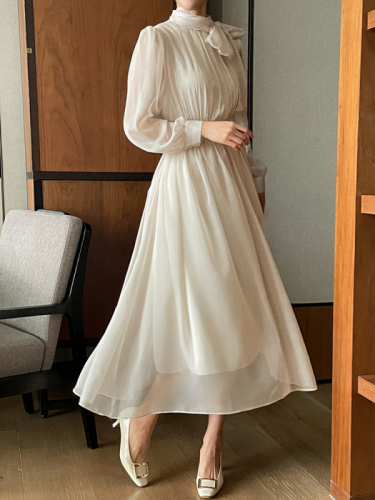 Gentle and elegant Korean Chic solid color dress, strappy long-sleeved lady dress, Korean style dress