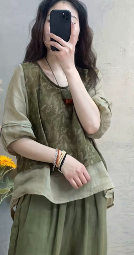 Fashionable cotton and linen suits for women in summer, new printed patchwork tops, harem pants, slimming two-piece set