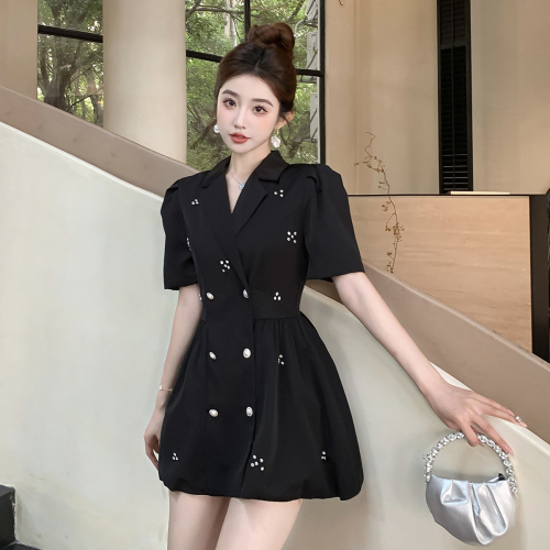 Real shot of fashionable French-style goddess style double-breasted short-sleeved design backless suit dress