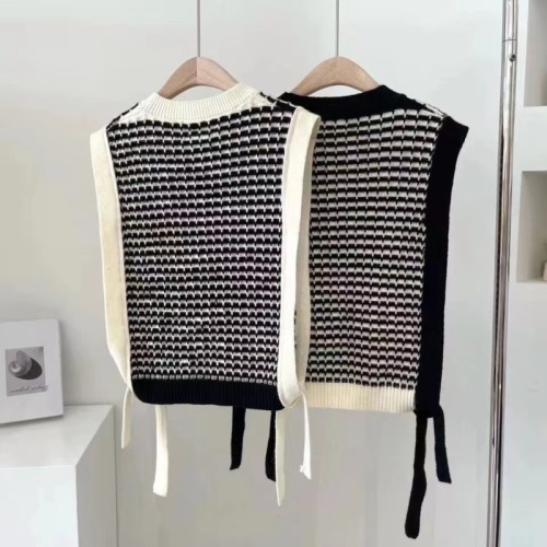 2024 early autumn new sweater black and white striped knitted vest round neck loose streamer vest worn outside