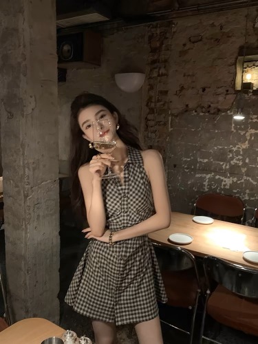 YEXIAOTING Ye Xiaoting Fanxinsi Farm Tavern Plaid Halter Dress Sleeveless Skirt