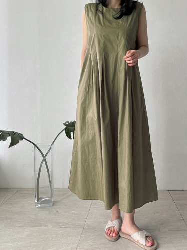 2024 Spring and Summer New Korean Style Minimalist Round Neck Pleated Loose Casual Sleeveless Vest Dress