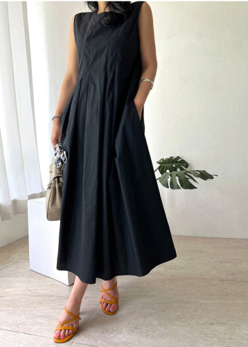 2024 Spring and Summer New Korean Style Minimalist Round Neck Pleated Loose Casual Sleeveless Vest Dress