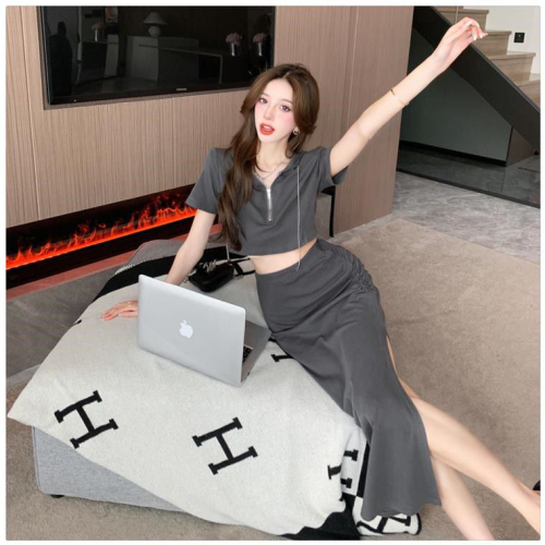 New summer suit for women French sweet hottie pure desire hooded short-sleeved Internet celebrity slit skirt fashionable two-piece set