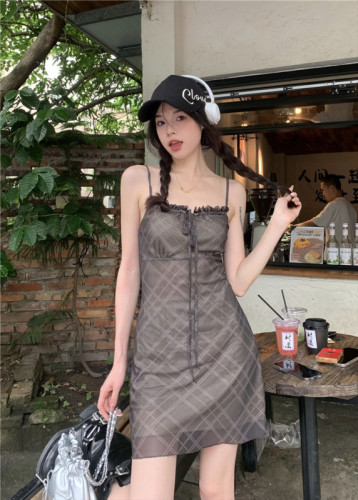 Real shot of plaid suspender skirt for women with summer temperament, waist slimming sleeveless dress for hot girls