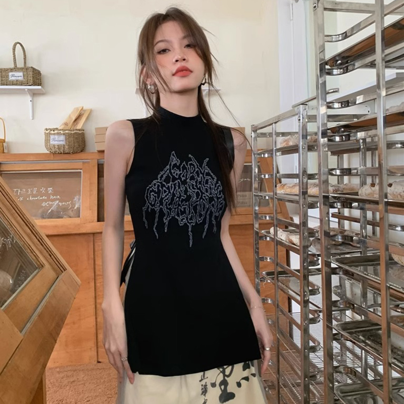 Retro New Chinese Style Slim Slit Sleeveless Vest Top Women's Summer National Fashion Hot Girl Short Skirt