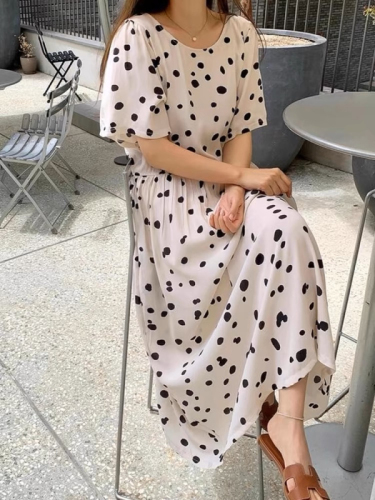 Korean chic summer retro age-reducing round neck loose casual splicing pleated contrast polka dot short-sleeved dress for women