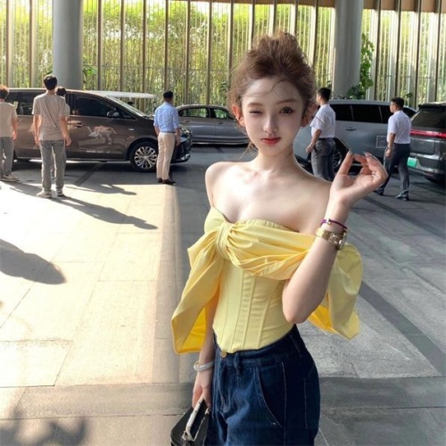 Sweet and spicy bow design fishbone tube top summer new niche temperament slim short top for women