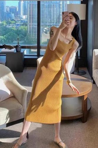 Tmall quality French high-end sleeveless inner knitted suspender dress is feminine and slimming