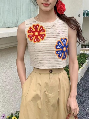 2024 summer dopamine hollow flower slim fit fresh sweet and spicy style sleeveless vest vest