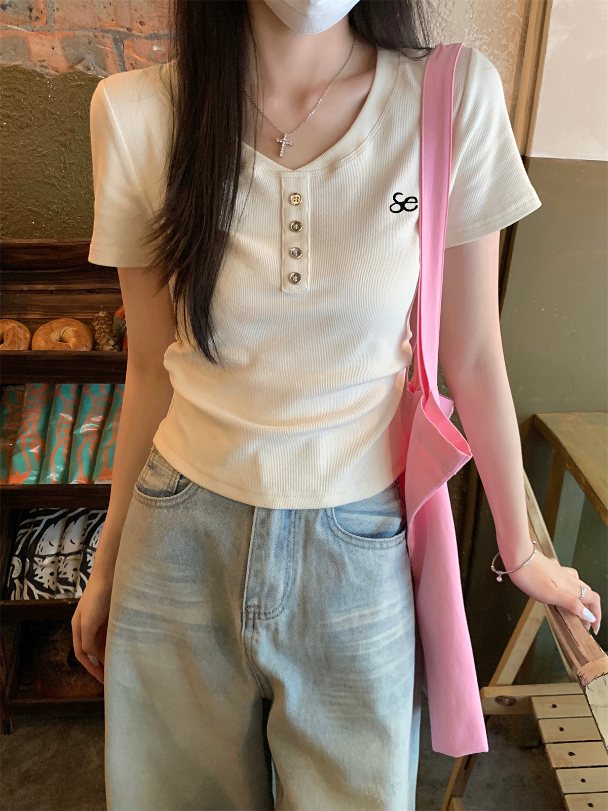 實拍 夏季韓版正肩紐扣設計感刺繡高級感褶皺短袖T恤上衣女