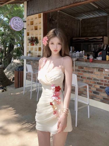 Muse flower flower dress with breast pad, women's summer design holiday dress, suspender skirt, short dress