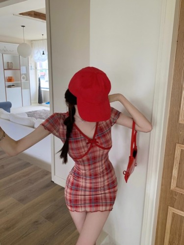 Real shot of red plaid mesh knitted dress for women 2024 summer new style