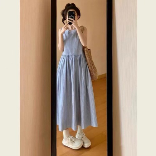 High-end, sweet, fresh blue striped sleeveless waist slimming casual vest dress for women in summer