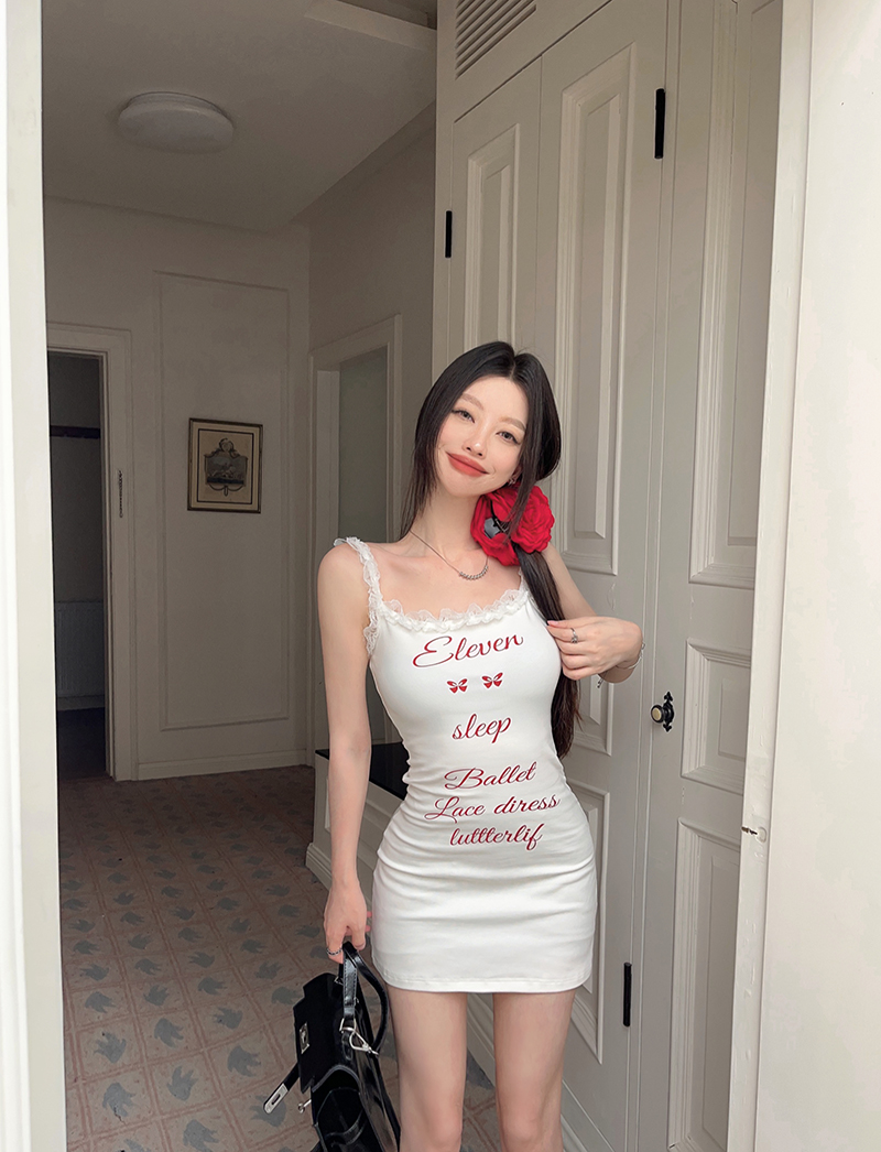 Real shot of summer lace slim dress for women with ins style printed suspender skirt