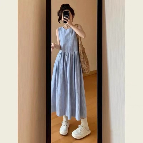 High-end, sweet, fresh blue striped sleeveless waist slimming casual vest dress for women in summer