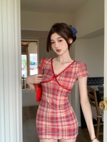 Real shot of red plaid mesh knitted dress for women 2024 summer new style