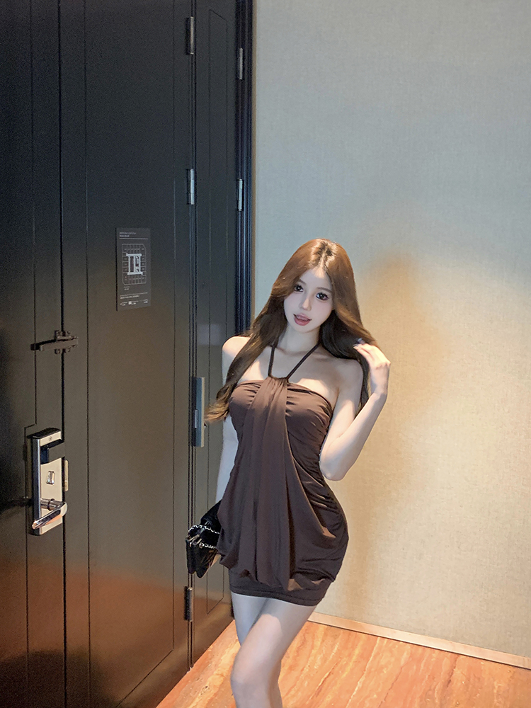 Actual shot of holiday style halter neck tube top waist bag hip lantern skirt for women layered drape dress short skirt