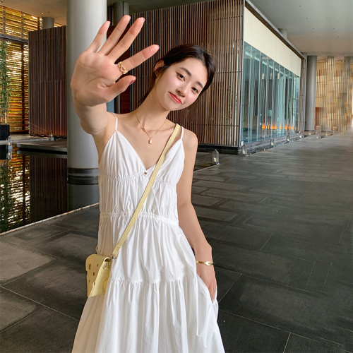 Tea break French first love white suspender dress for women summer 2024 new style holiday style high-end temperament long skirt