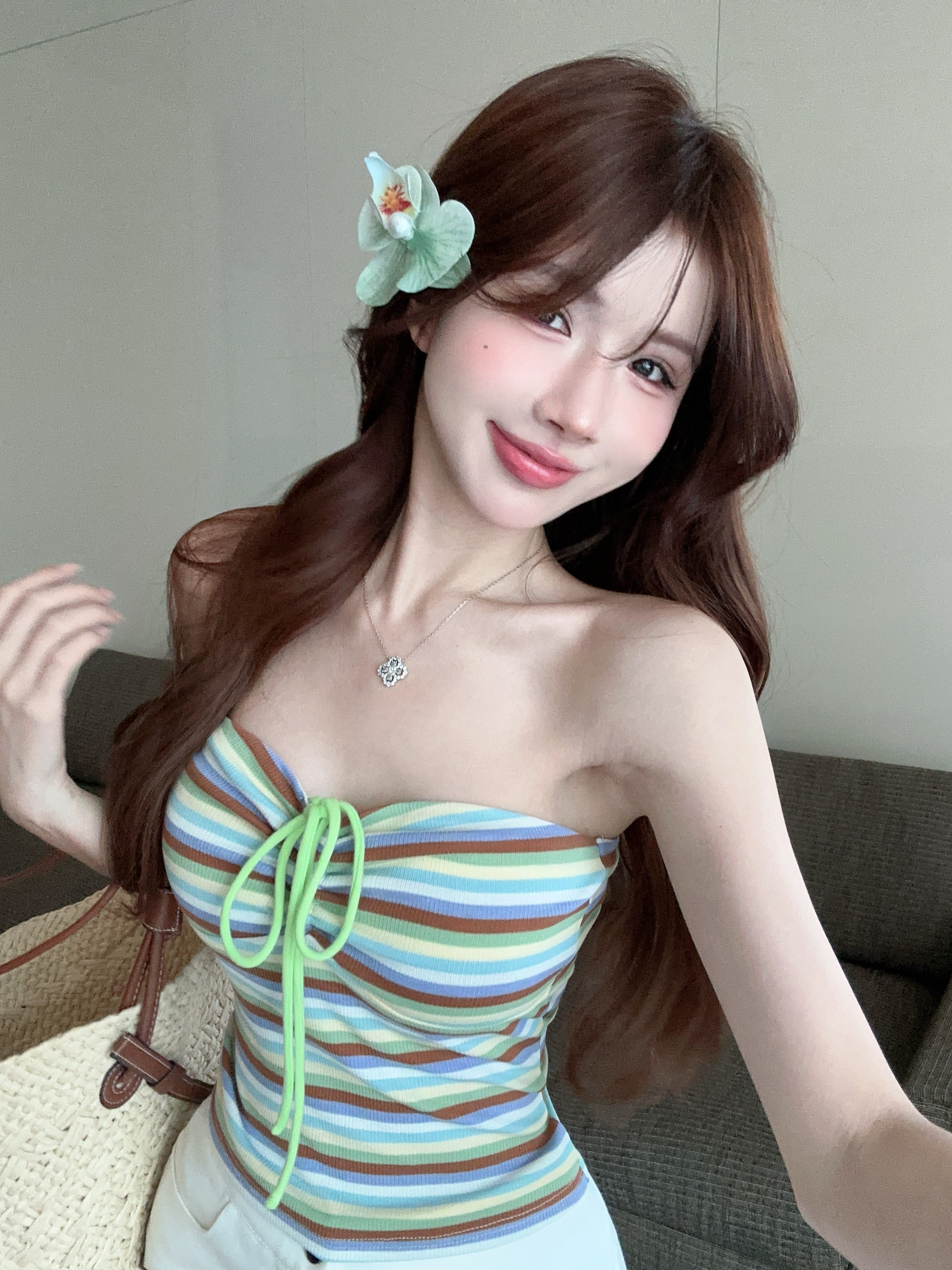 Real shot of new summer bow-knot pleated retro striped tube top for women, short off-shoulder hot girl top