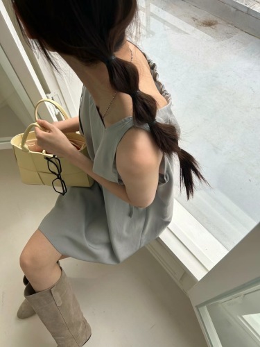 chic versatile niche suspender dress