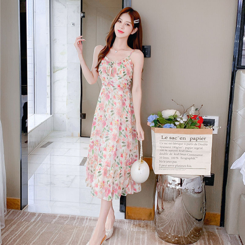 Pink suspender floral dress women's summer seaside vacation exquisite skirt