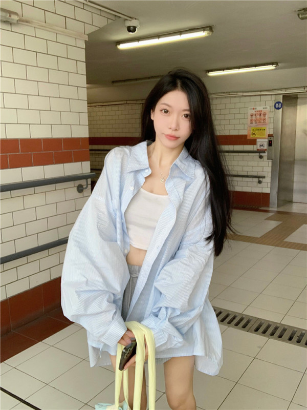Real-priced POLO collar blue striped long-sleeved shirt for women, loose-fitting long-sleeved sunscreen mid-length shirt