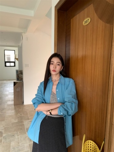 Actual shot of Korean chic versatile retro 2-color sun protection shirt