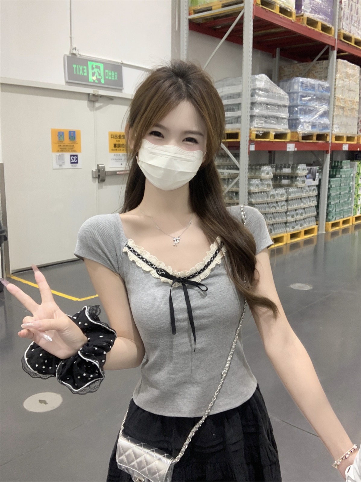 實拍 夏季韓版v領撞色蕾絲拼接純欲蝴蝶結設計感短袖T恤上衣