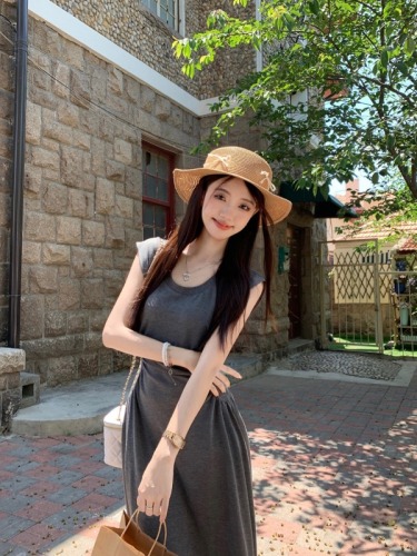 Actual shot~ A magical tool for street use!  Designed waist slimming fashion dress women's knitted flying sleeve mid-length skirt