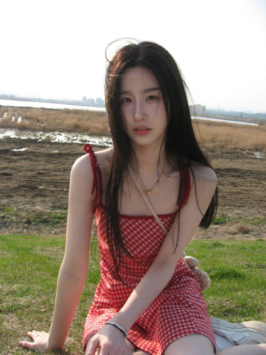 Korean summer 2024 new sweet and cool strappy red plaid inner layered suspender dress