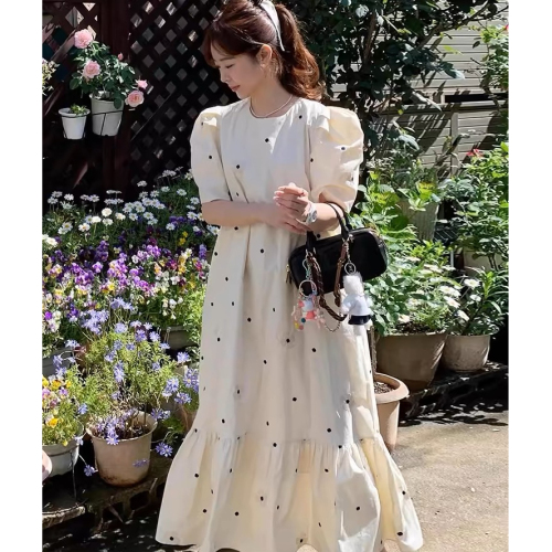 Korean chic summer French age-reducing round neck embroidered flower strap waist slimming short-sleeved polka-dot dress for women