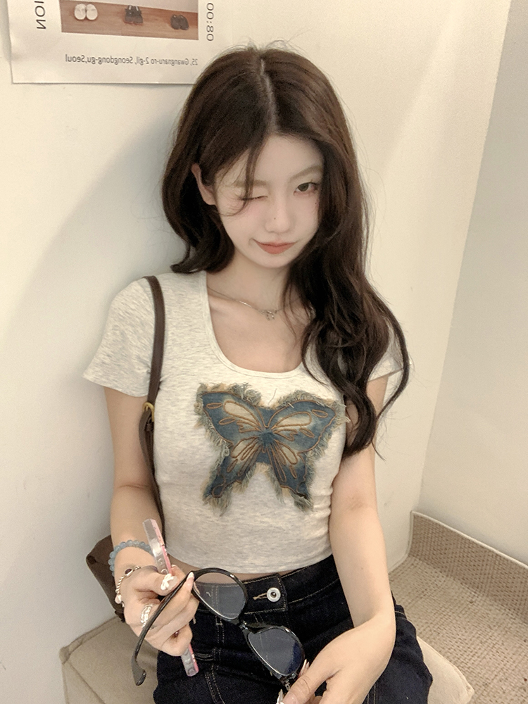 實拍~貼布款純欲風大U領顯瘦修身短袖T恤