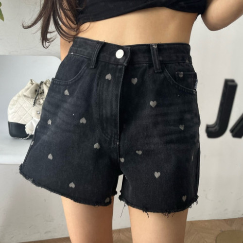 Retro love raw edge simple summer denim shorts