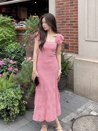 French Cherry Blossom Pink Sleeveless Waist Square Neck Dress for Women to Show Their Figures and Temperament Summer Gentle Style Chic Long Skirt