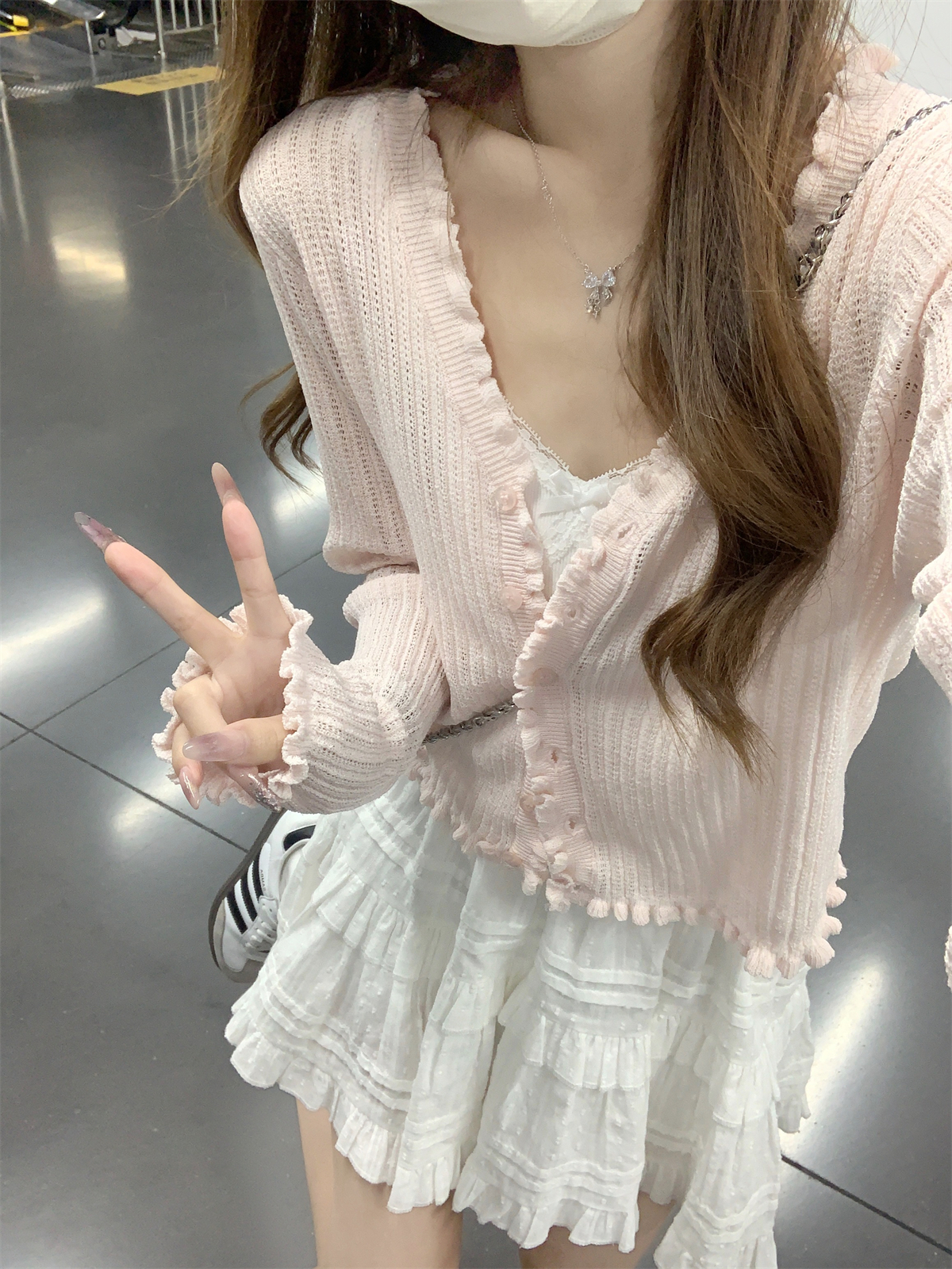 Real shot of summer Korean style v-neck single-breasted sunscreen air-conditioned sweater knitted cardigan top