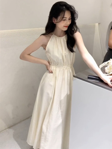 French halterneck suspender dress for women in summer white lady style backless high-end design vest sleeveless long skirt